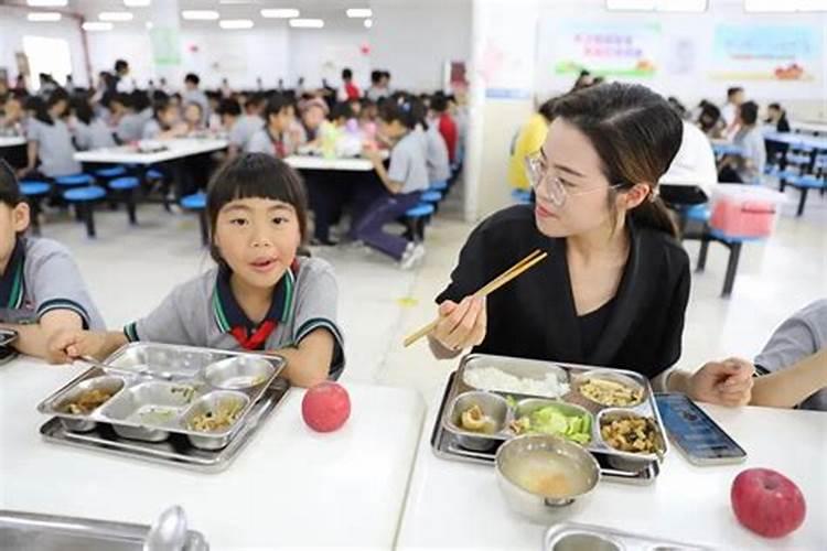 已婚总是梦见初中喜欢的女生