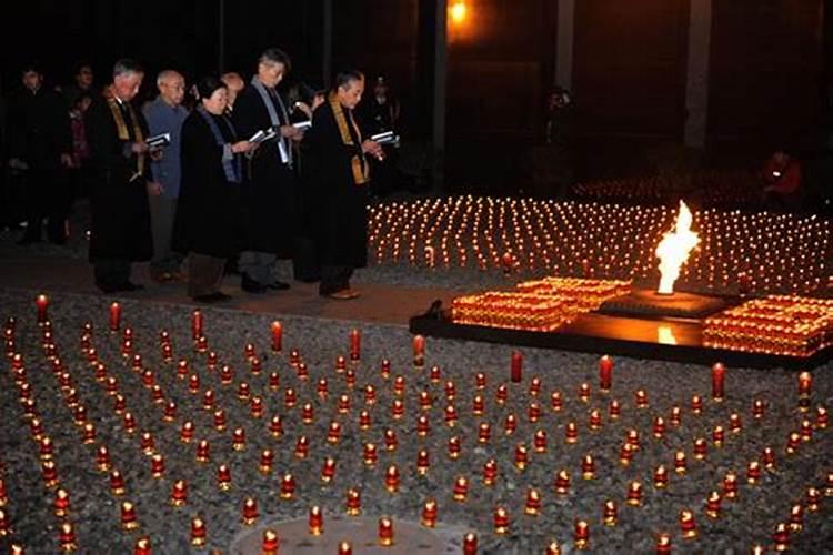 寺庙祭奠亲人烧什么讲究