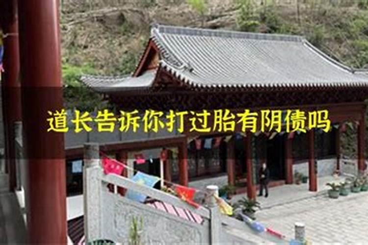 梦见一个女人淹死在河里了