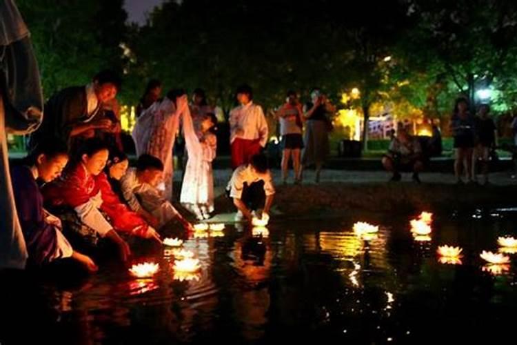 中元节祭祀人