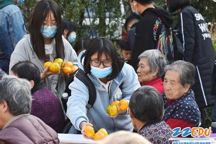 梦见女的尿我身上