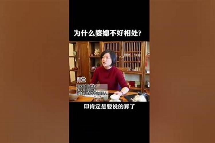 梦见死了的人叫我吃饭什么意思呀