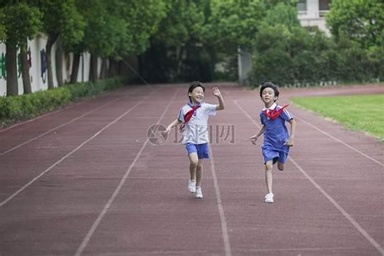 梦见路上出车祸死人了是什么意思