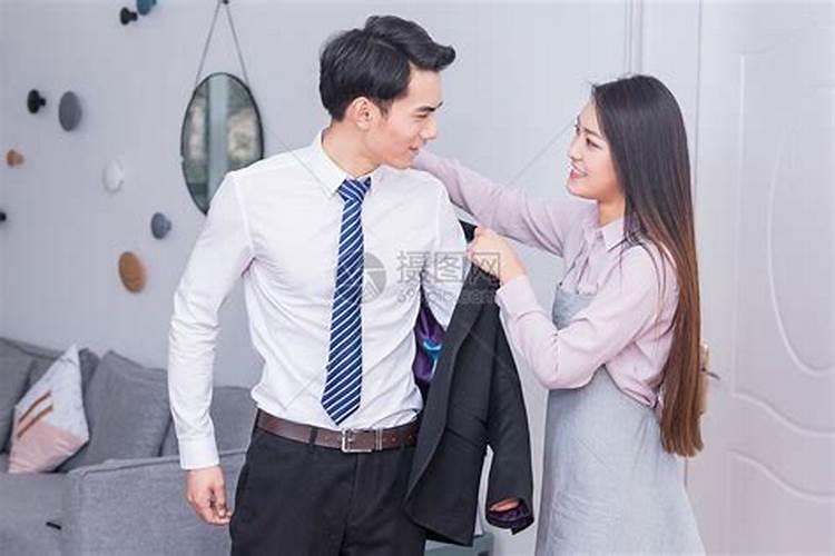 梦见老公穿老婆的衣服是什么意思