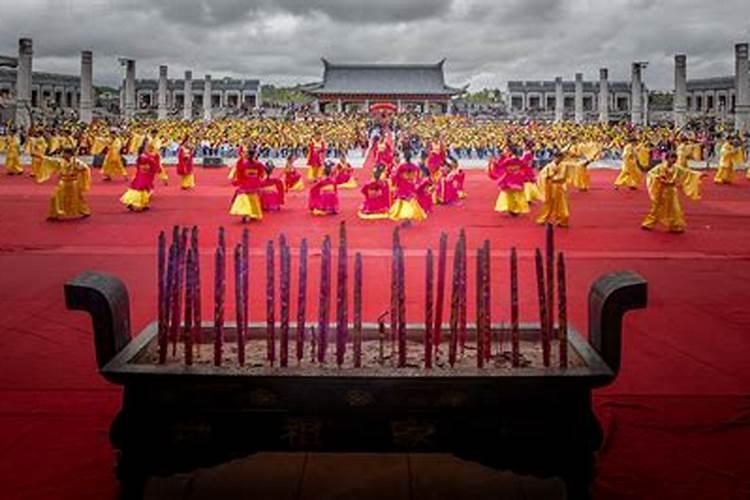 除夕农村祭神