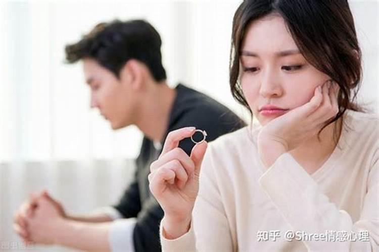 梦见老公跟我离婚和别的女人结婚