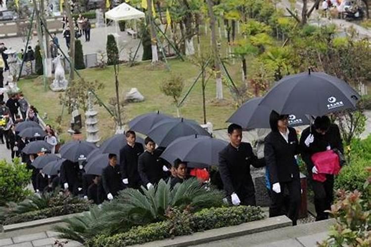 清明节当天可以修坟吗