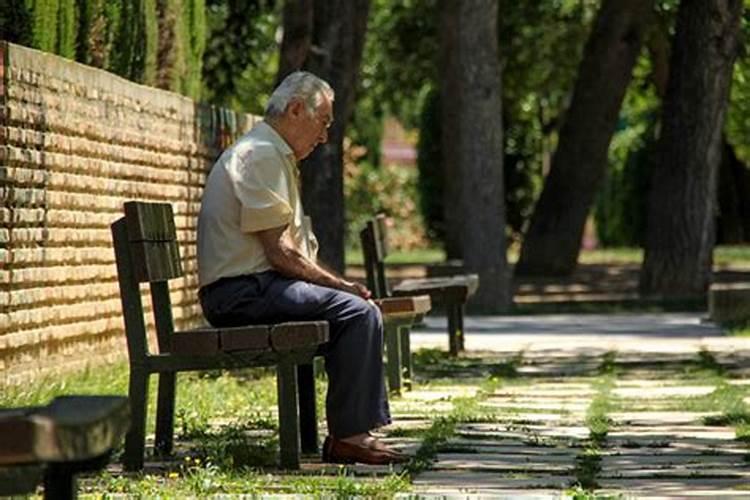 梦见死去的爸爸死时的情景