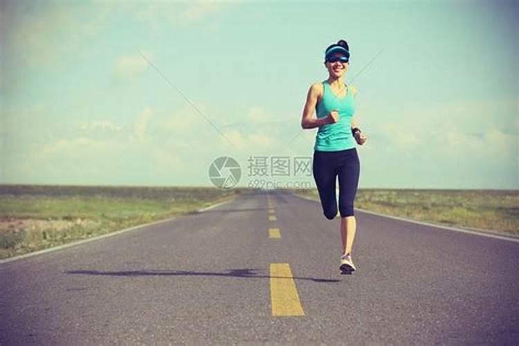 梦见马在路上跑什么意思呀女生周公解梦