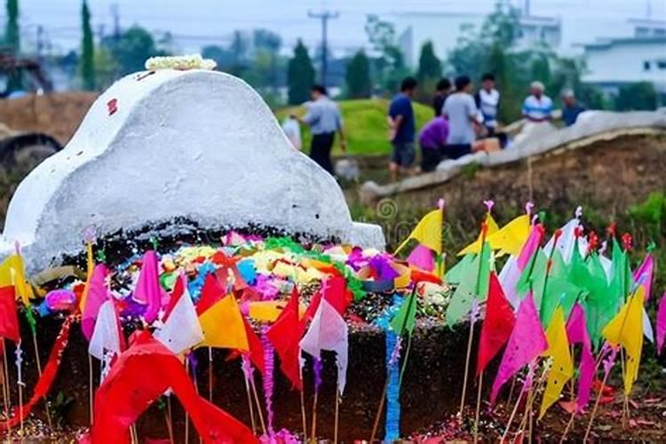 鬼节上坟什么时间最好