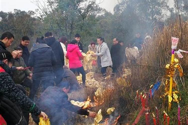 正月初二怎么祭祖坟