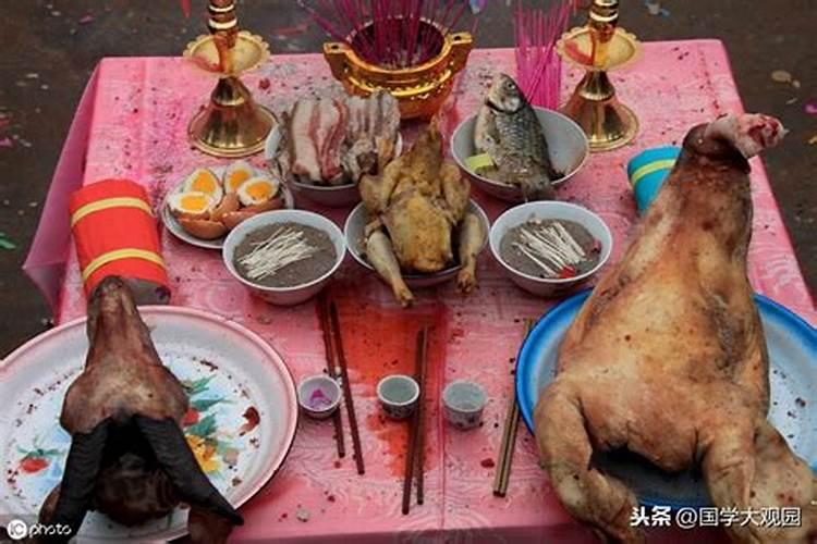 七月十五晚饭后祭祀