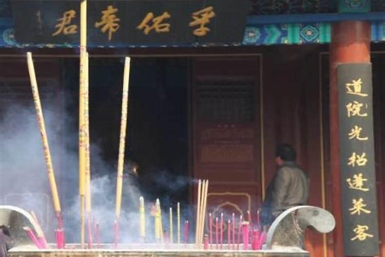 梦见上香祭拜是什么意思