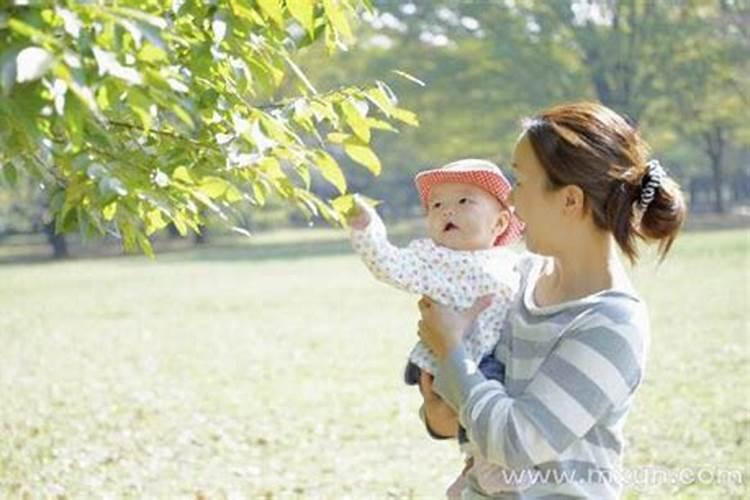 梦见帮别人带小男孩子是什么意思