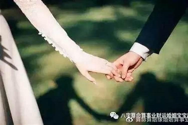 算命口中的晚婚指几岁