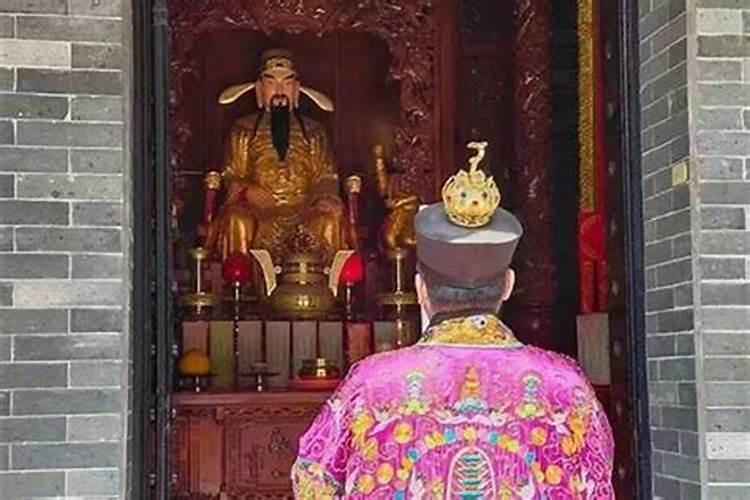 属鸡有哪些年份犯太岁