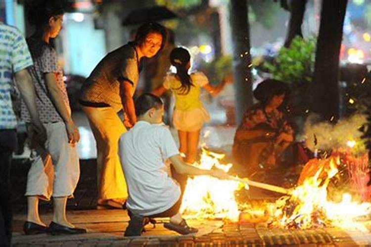 鬼节祭祀祖宗怎么说