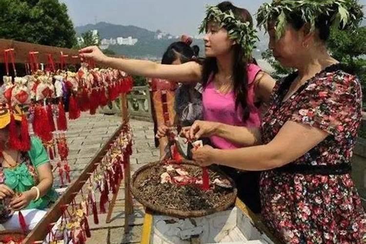 端午节上山祭祖习俗