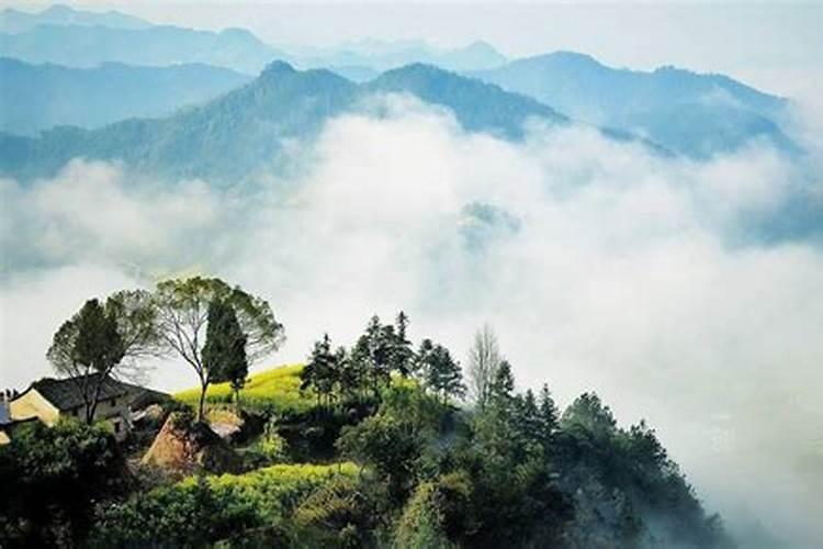 梦见大山美景如仙境