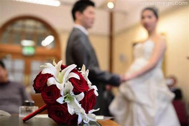 梦见别人在我家办婚礼结婚周公解梦