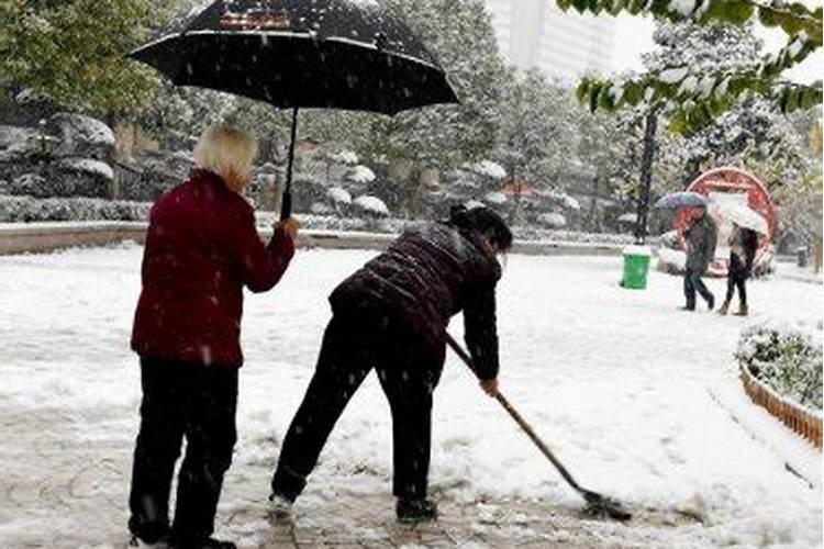 梦到扫雪是什么征兆女性