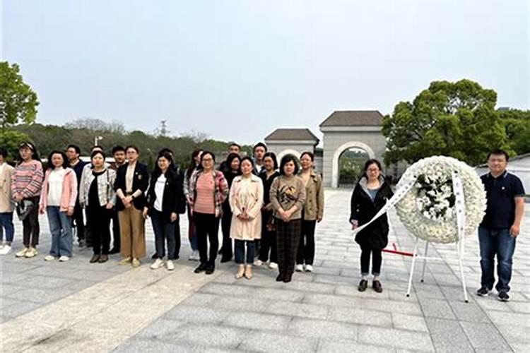 八字财星被合的男人