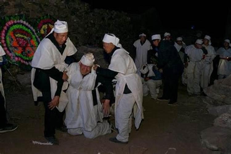 贵阳人怎么祭奠神灵