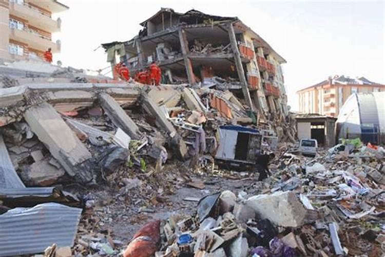 梦见地震自己和家人安然无恙什么意思