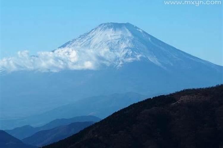 梦见大山是什么意思代表什么预兆