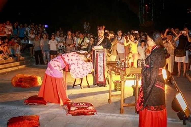 秋分适合寺庙祭拜