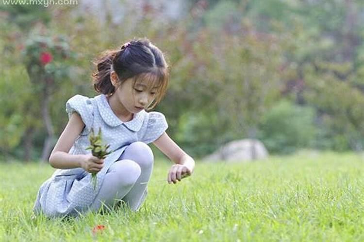 梦见生两个小女孩什么预兆