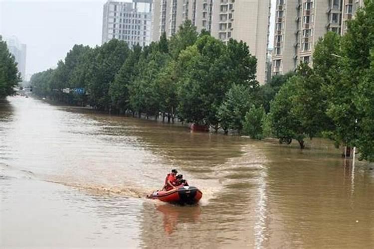 梦见自己的东西全部被雨淋湿