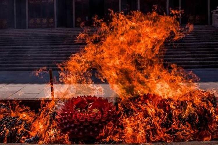 重阳节能祭拜逝去的亲人吗为什么不能烧纸