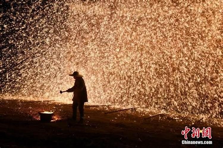 春节的风俗特点