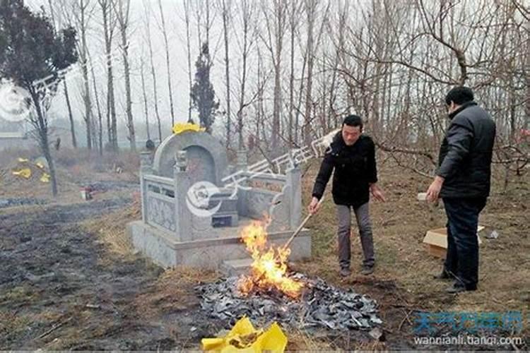 寒衣节可以去坟头祭拜吗