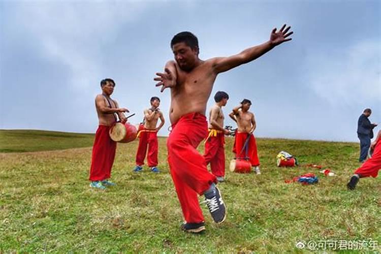 云南民族的祭祀节日主要有哪些特点和风俗