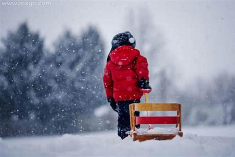 做梦梦见雪是什么意思女生