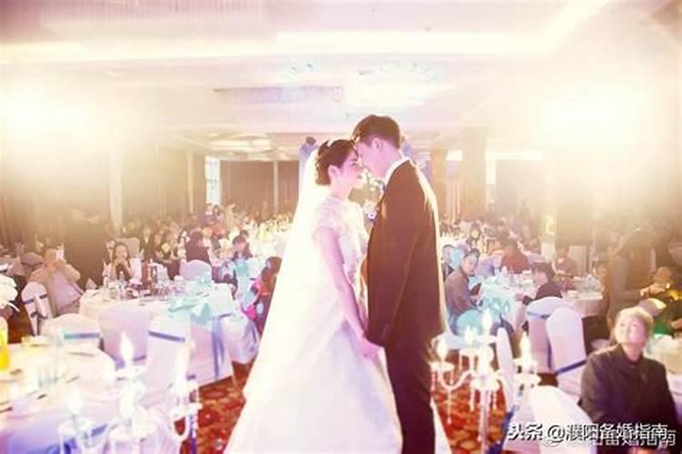 男蛇与什么相配婚姻好