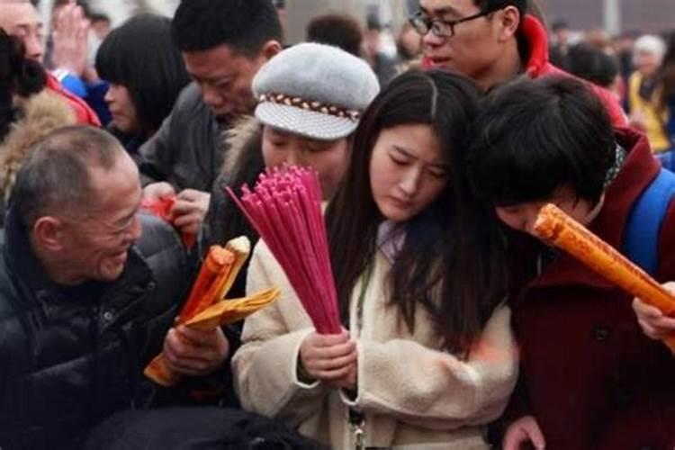 清明拿什么祭奠逝者