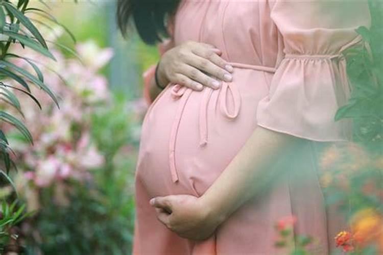 女人梦到别人生孩子有什么预兆