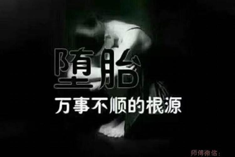 梦见初恋男友亲我抱我还想要我