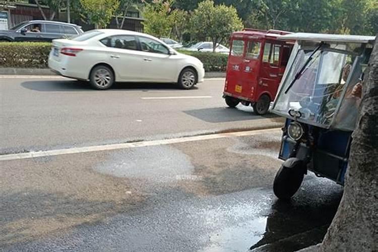 梦到卫生间下水道冒水还有屎